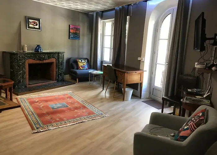 Bel De Luchon Centre Апартаменты Bagneres-de-Luchon